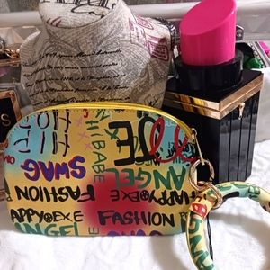 NEW GRAFITTI BRACELET PURSE
